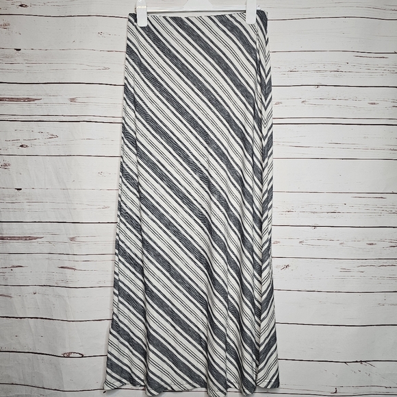 Max Studio Striped Maxi Skirt - Picture 1 of 7